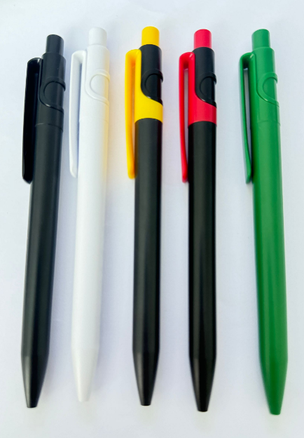 Ручка шариковая пластиковая Ravena зеленая