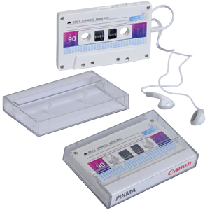 МП3 плеер в виде кассеты со слотом для микро SD карты белый