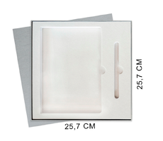 Коробка подарочная Solution Superior Alfa Linen под ежедневник и ручку, серебро, 25,7x25,7x2,8 см, бежевый ложемент (индивидуальная вырубка)